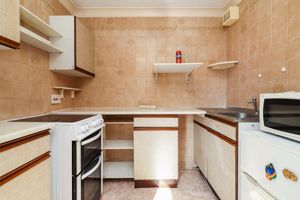 KITCHEN- click for photo gallery
